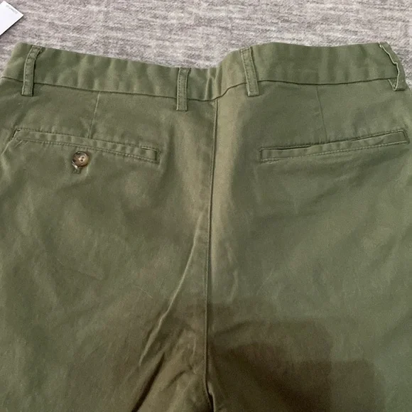 BNWT Men’s Old Navy Khaki Pants - Picture 4 of 5